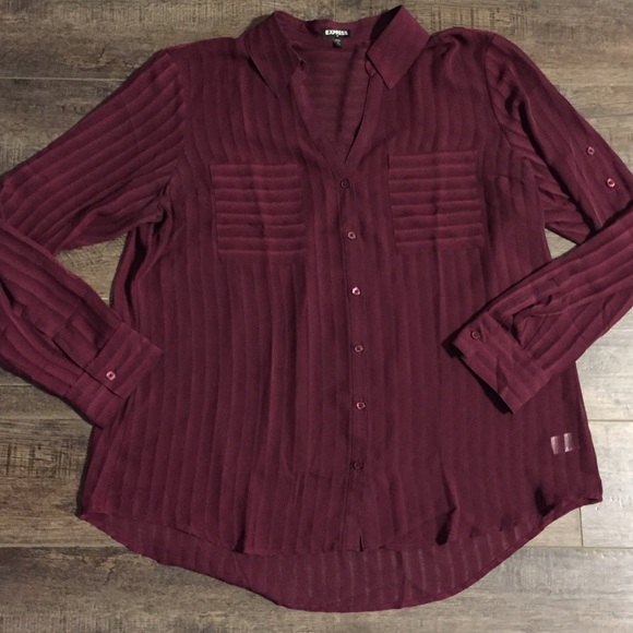 ♥️SOLD on Ⓜ️ Express button down shirt - Picture 5 of 7